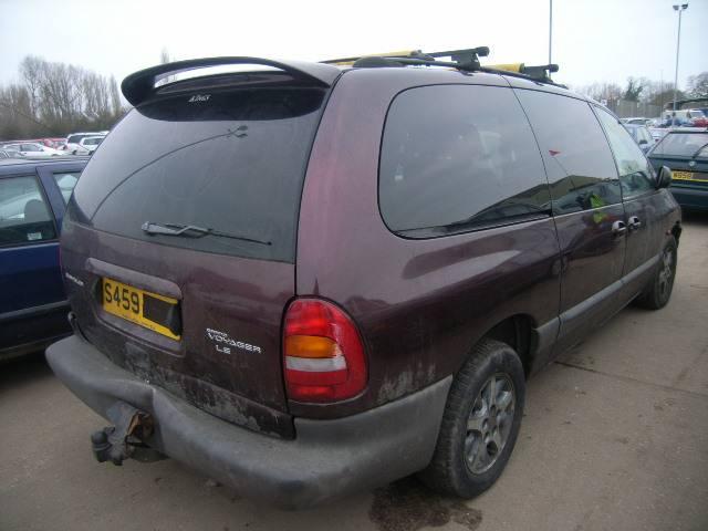 Chrysler VOYAGER Dismantlers, VOYAGER LE Used Spares 