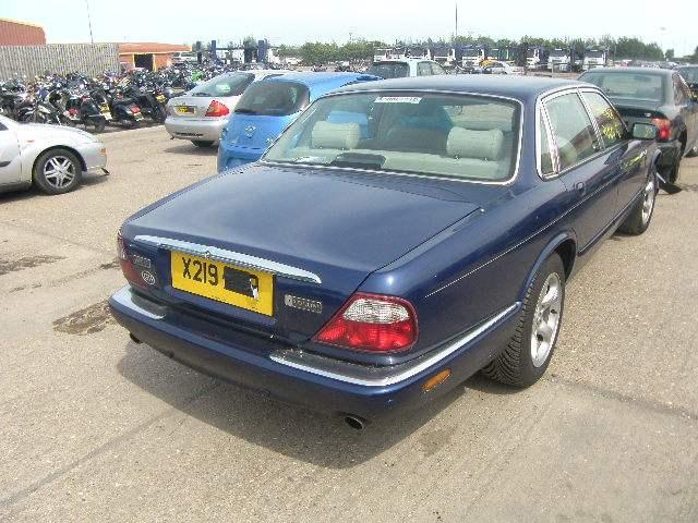 Jaguar XJ8 Dismantlers, XJ8 AUTO Used Spares 