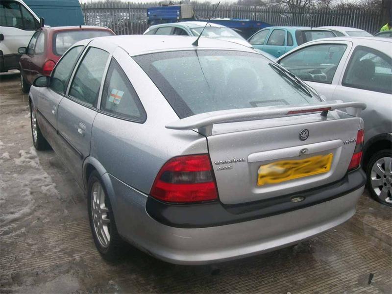 VAUXHALL VECTRA SRI 140 Dismantlers, VECTRA SRI 140 1998cc Used Spares 