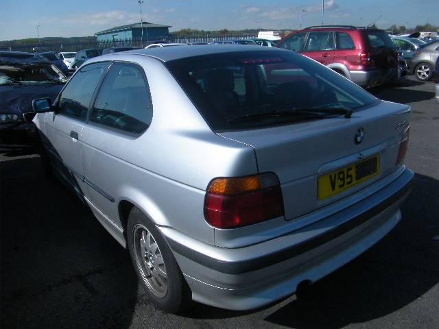 Breaking BMW 316I, 316I SE CO Secondhand Parts 