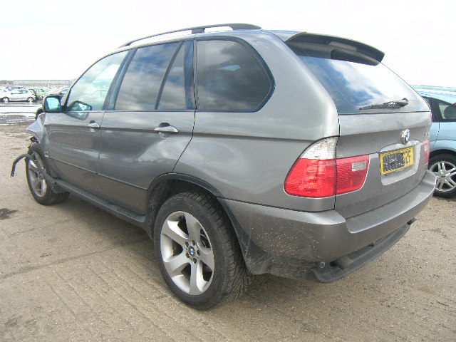Breaking BMW X5, X5 SPORT A Secondhand Parts 