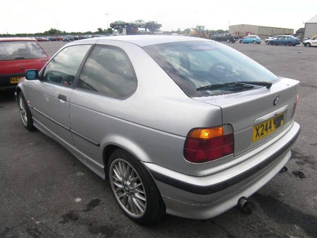 Breaking BMW 316I, 316I SE CO Secondhand Parts 