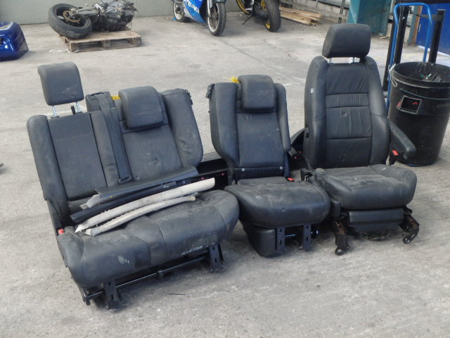 LAND ROVER RANGE ROVER Breakers,  Parts 