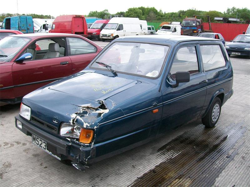 Breaking RELIANT ROBIN LX, ROBIN LX 848cc Secondhand Parts 